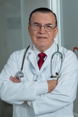 Dr. Germán Acosta P.